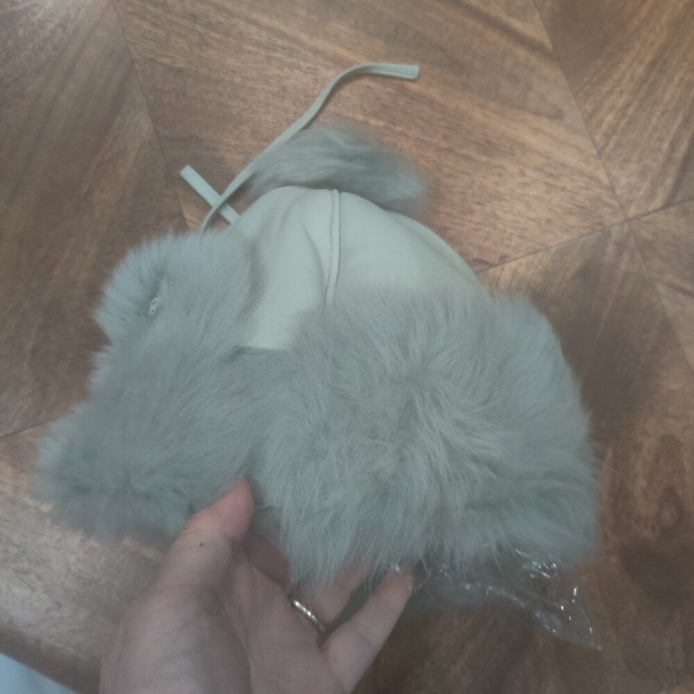 KARL DONOGHUE Toscana Shearling Trapper Hat One Size Pom Pom  New $466.00